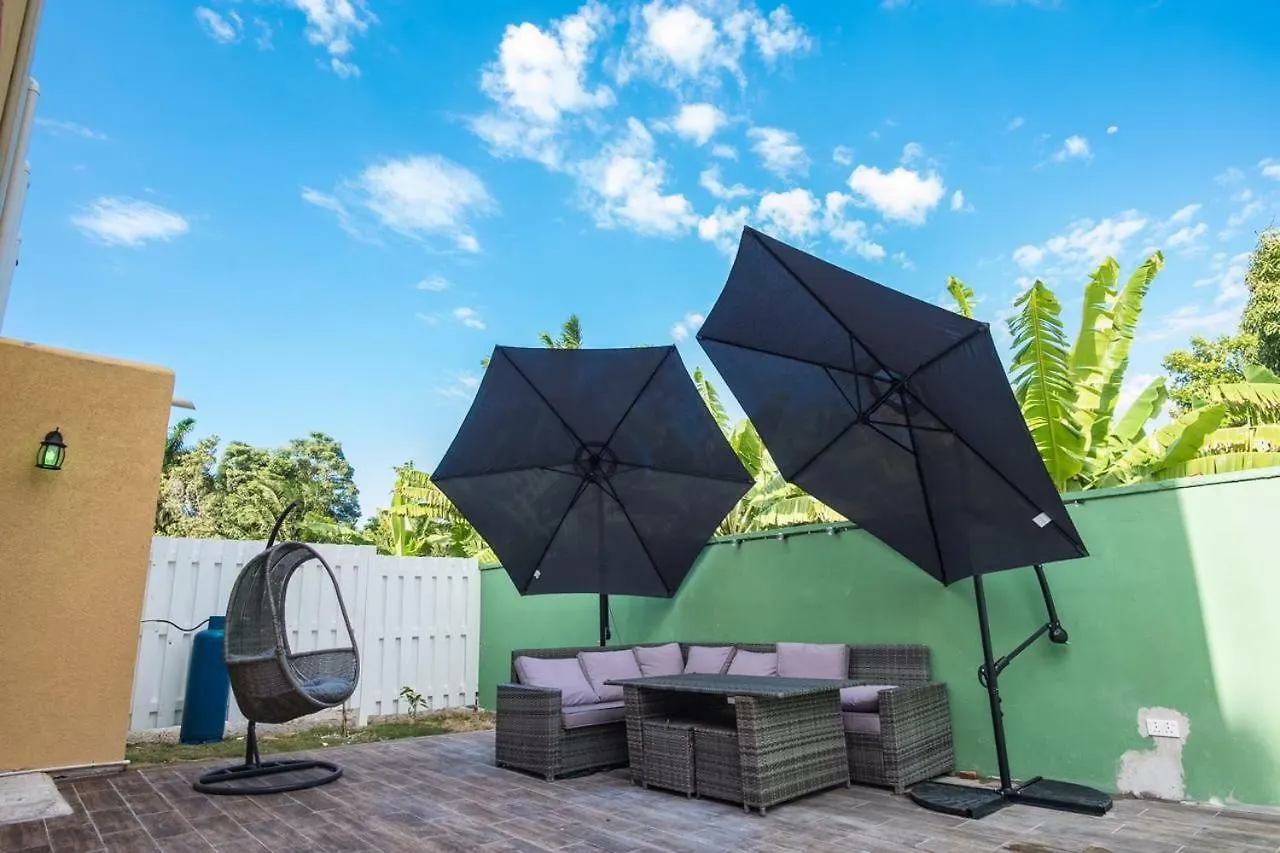 Palm Breeze House & Cottage Montego Bay