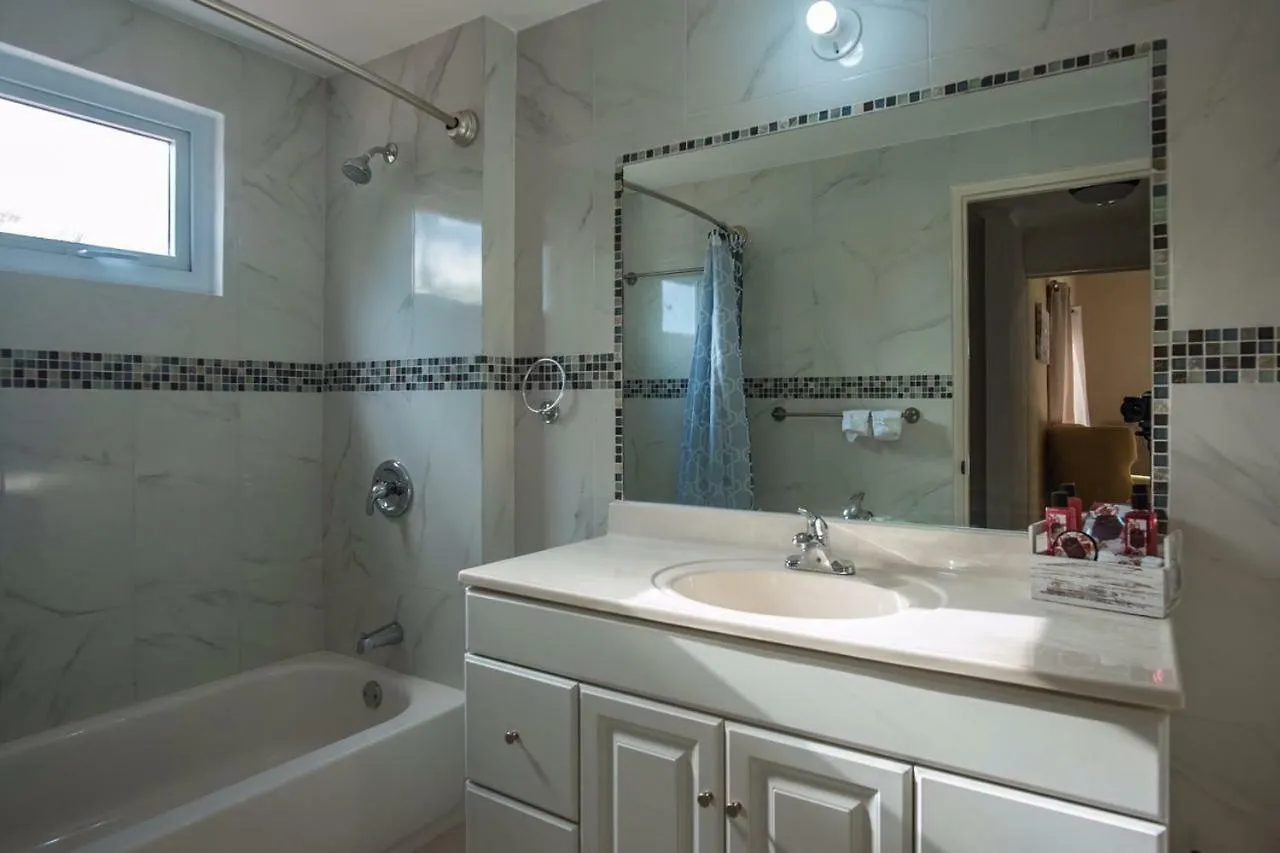 Palm Breeze House & Cottage Montego Bay Konukevi